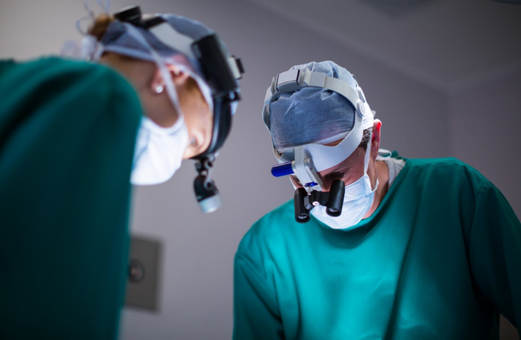 Minimally Invasive Ortho Surgery